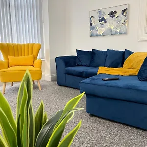 https://hampton-blues-3br-entire-home.yorkshirehotels.net
